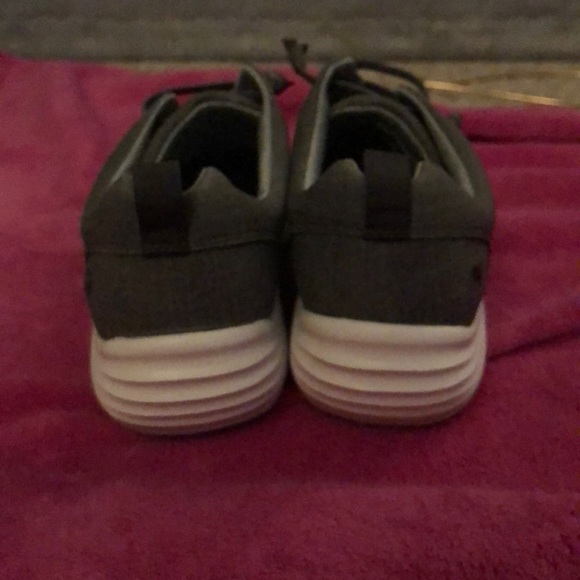 nursing sneakers !! - Picture 3 of 3